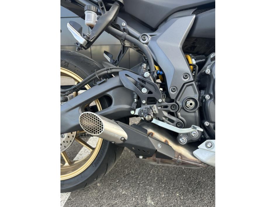 YAMAHA YZF-R7 WORLD GP 60TH ANNIVERSARY