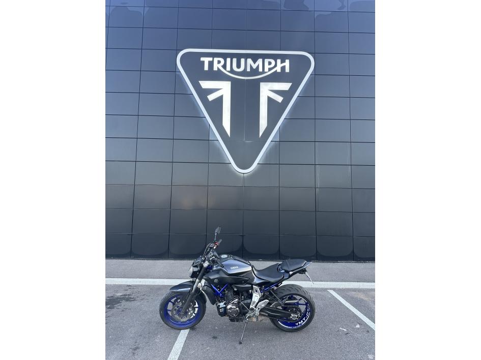 YAMAHA MT-07