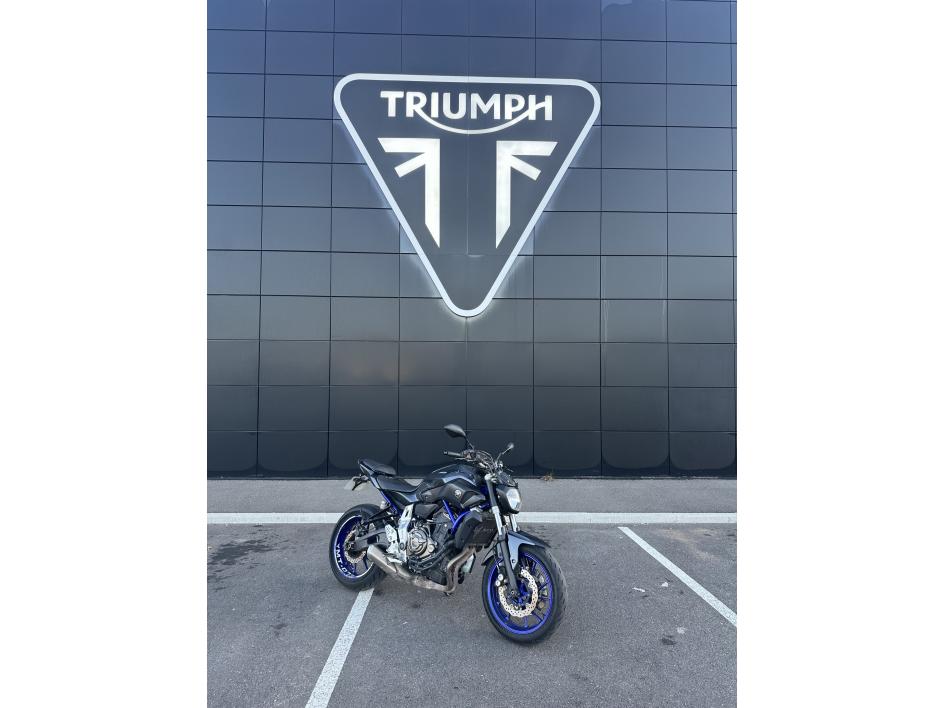 YAMAHA MT-07