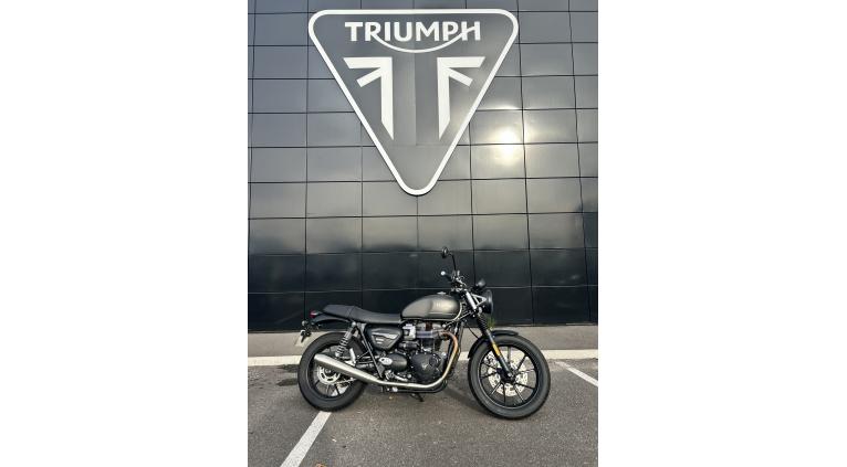 TRIUMPH STREET TWIN  900