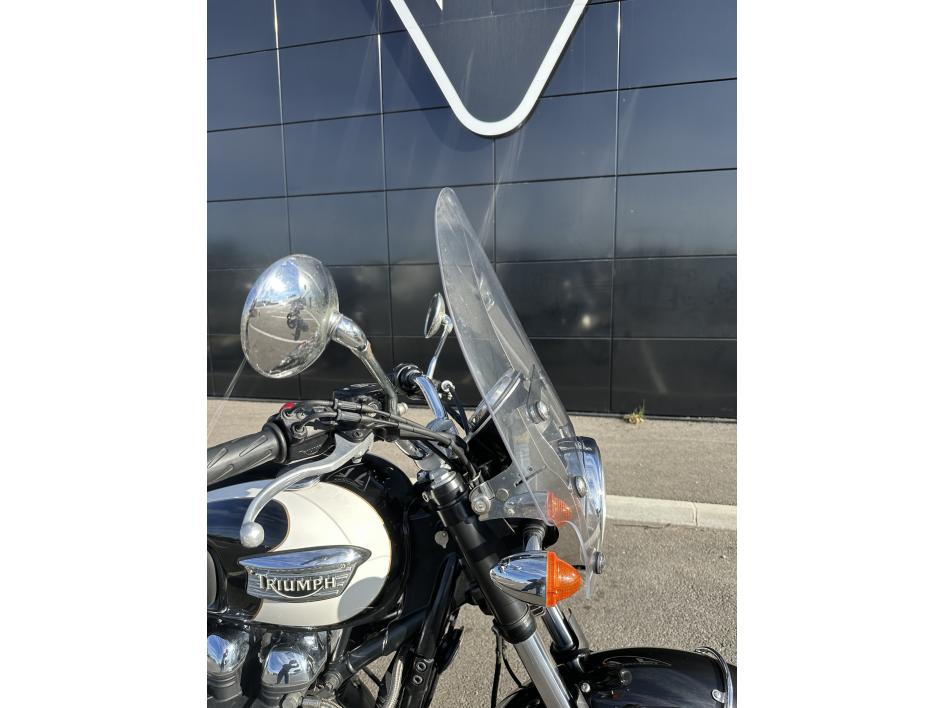 TRIUMPH BONNEVILLE 865 T100