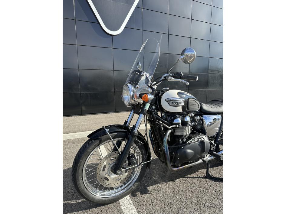 TRIUMPH BONNEVILLE 865 T100