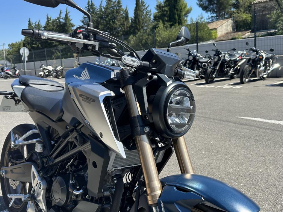 HONDA CB 125 R
