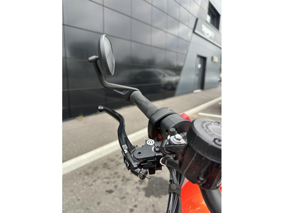 TRIUMPH SPEED TWIN 1200 RS