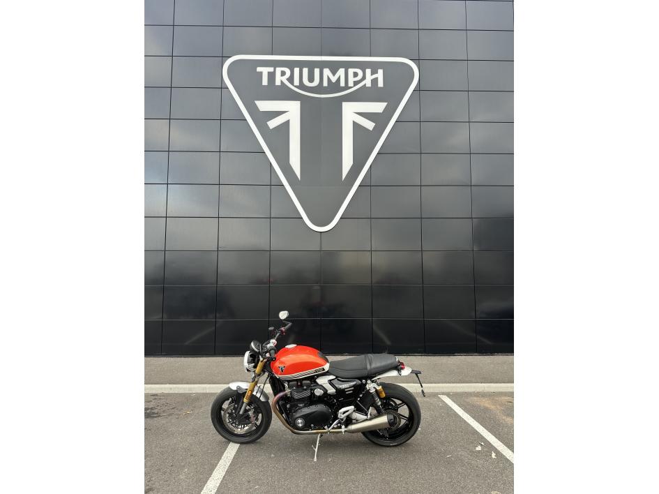 TRIUMPH SPEED TWIN 1200 RS