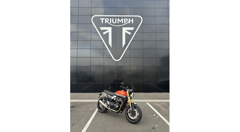 TRIUMPH SPEED TWIN 1200