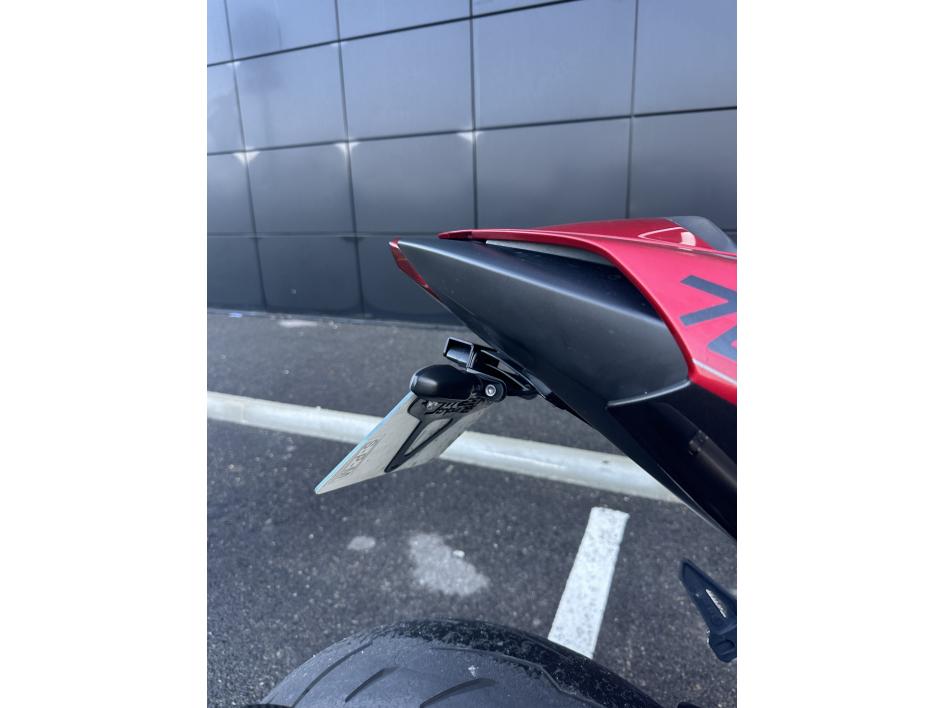 TRIUMPH STREET TRIPLE 765 RS
