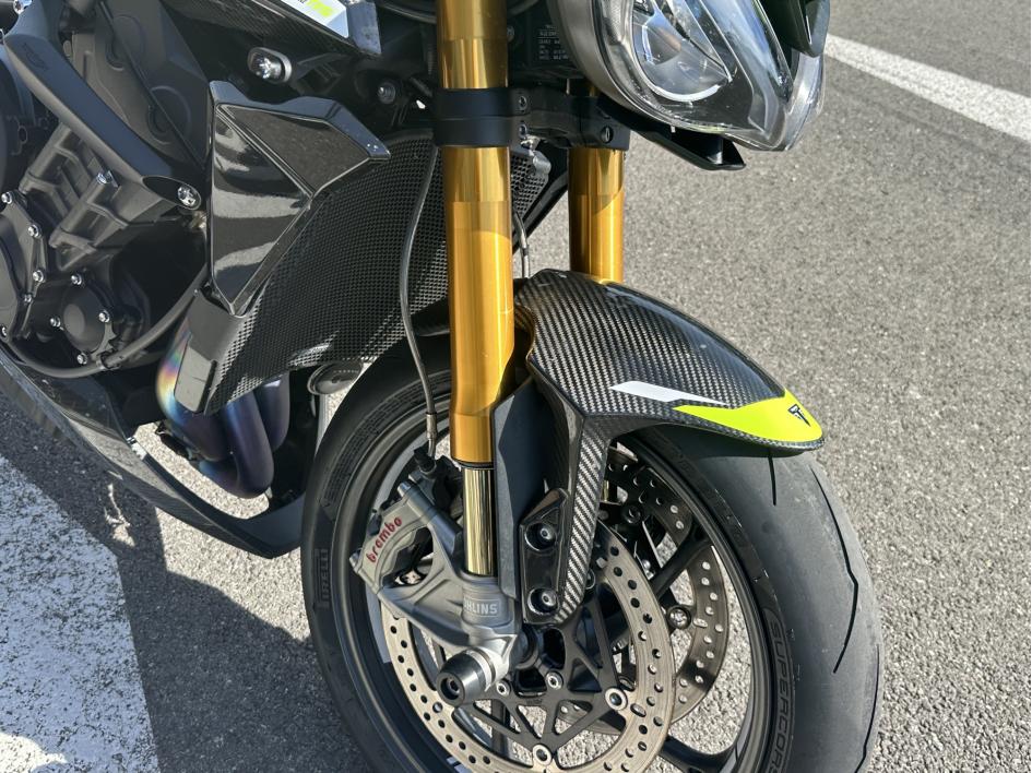 TRIUMPH STREET TRIPLE 765 MOTO 2