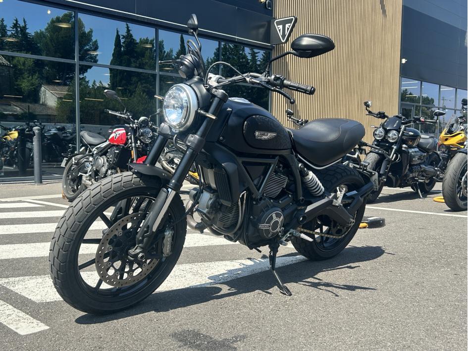 DUCATI SCRAMBLER FULL THROTLE