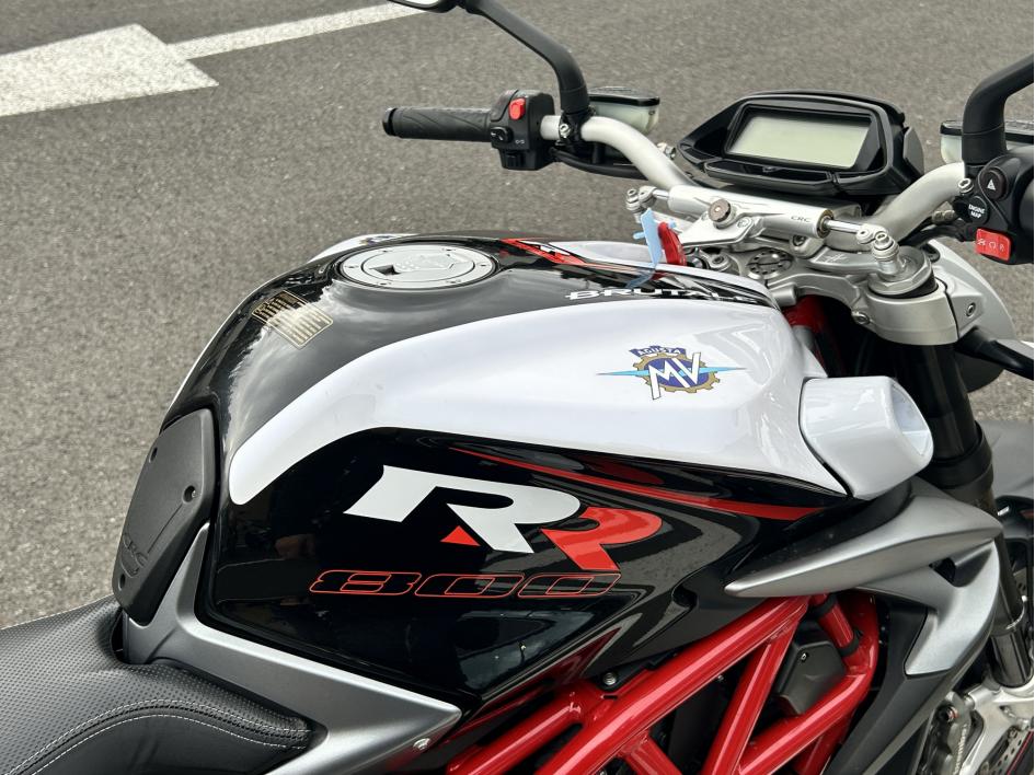 MV AGUSTA BRUTALE 800 RR