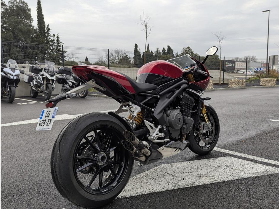 TRIUMPH SPEED TRIPLE 1200 RR