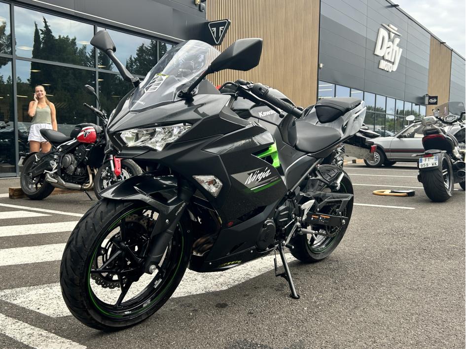 KAWASAKI NINJA 400
