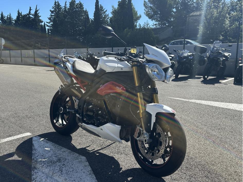 TRIUMPH SPEED TRIPLE 1050 R ABS