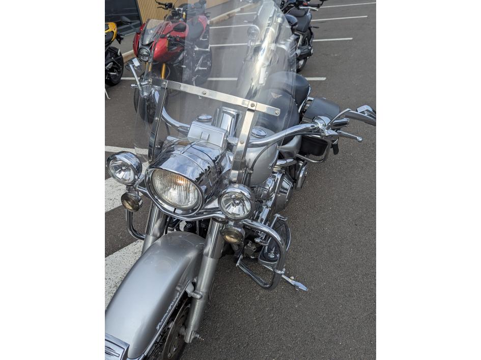 HARLEY-DAVIDSON TOURING ROAD KING 1450