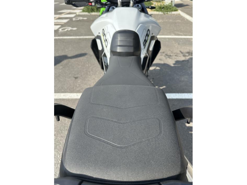 TRIUMPH Tiger 900 GT PRO A2