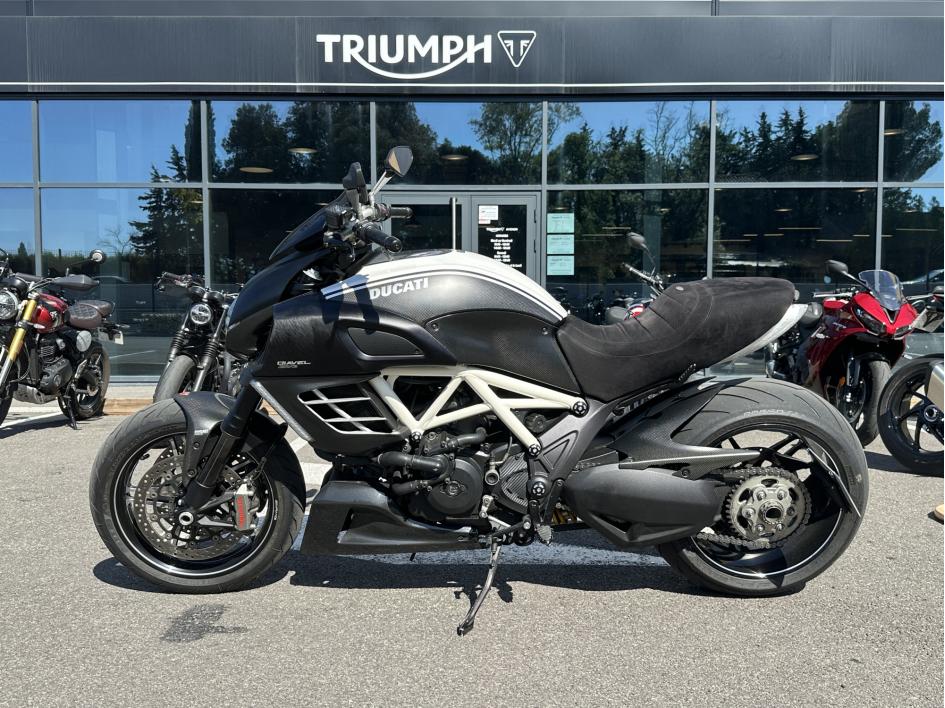 DUCATI DIAVEL AMG