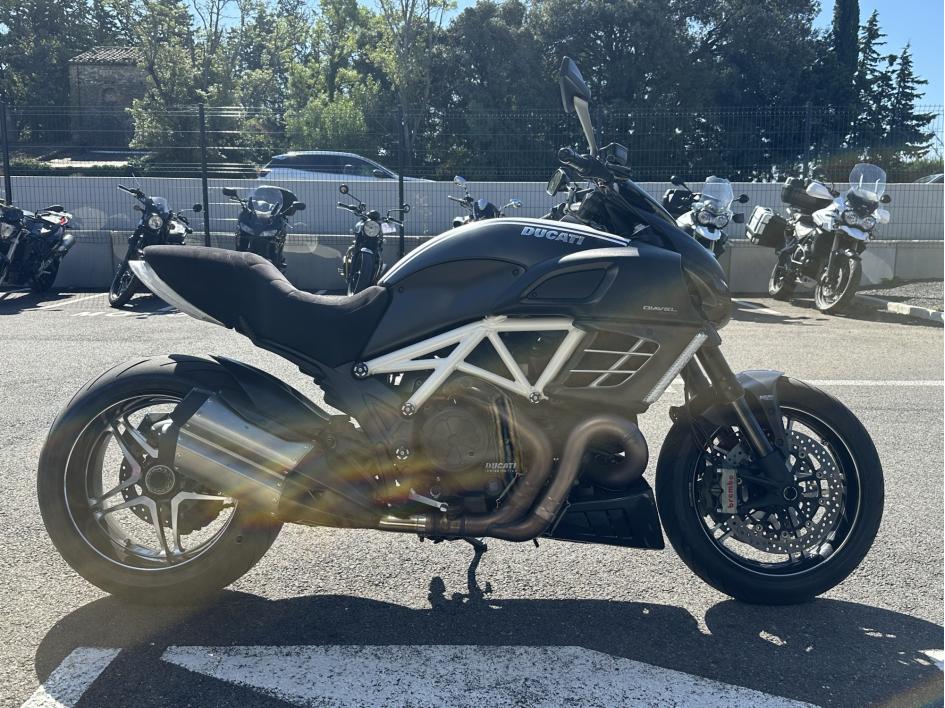 DUCATI DIAVEL AMG