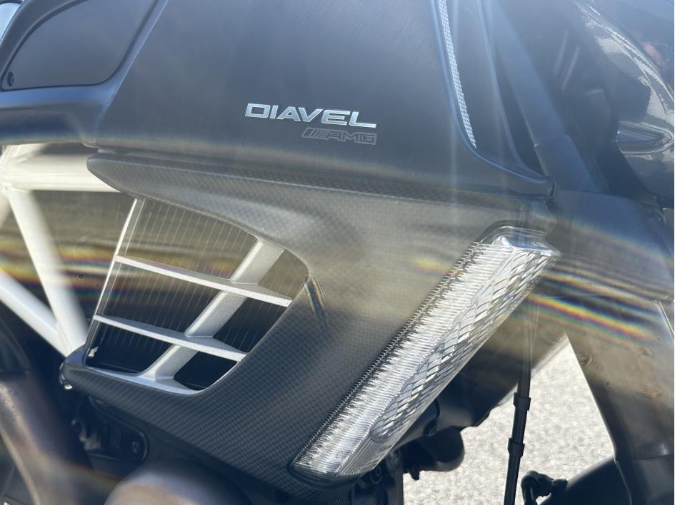 DUCATI DIAVEL AMG