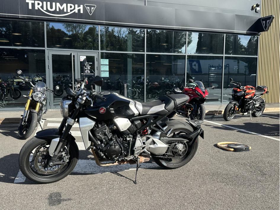 HONDA CB 1000 R