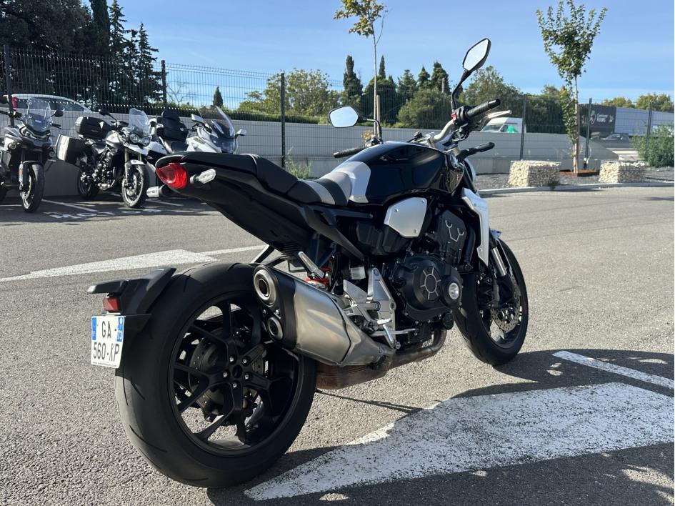 HONDA CB 1000 R