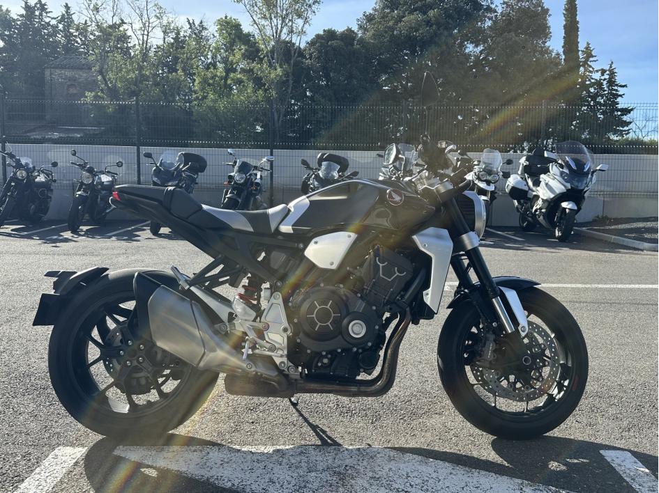 HONDA CB 1000 R