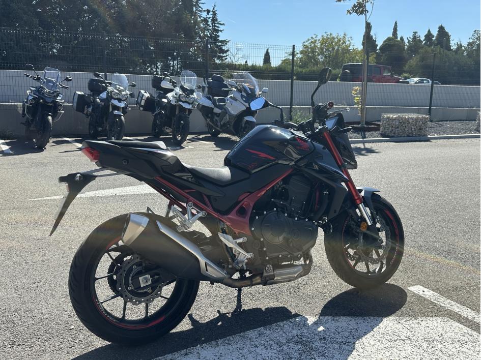HONDA CB 750 HORNET