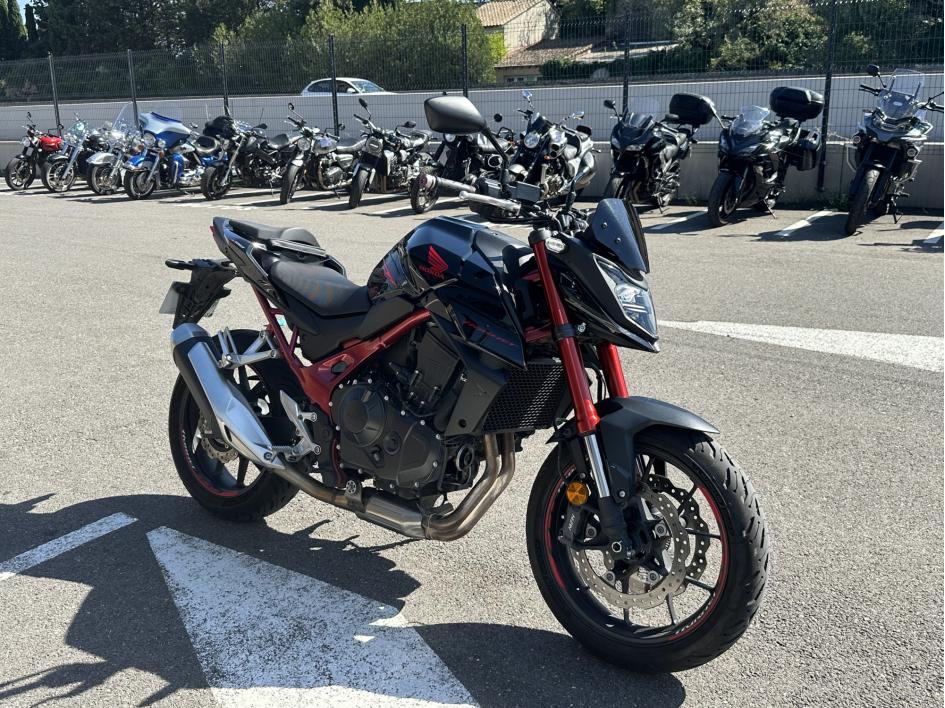 HONDA CB 750 HORNET
