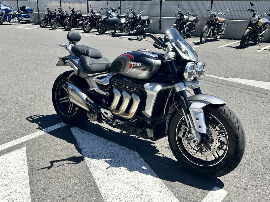 TRIUMPH ROCKET 3 GT