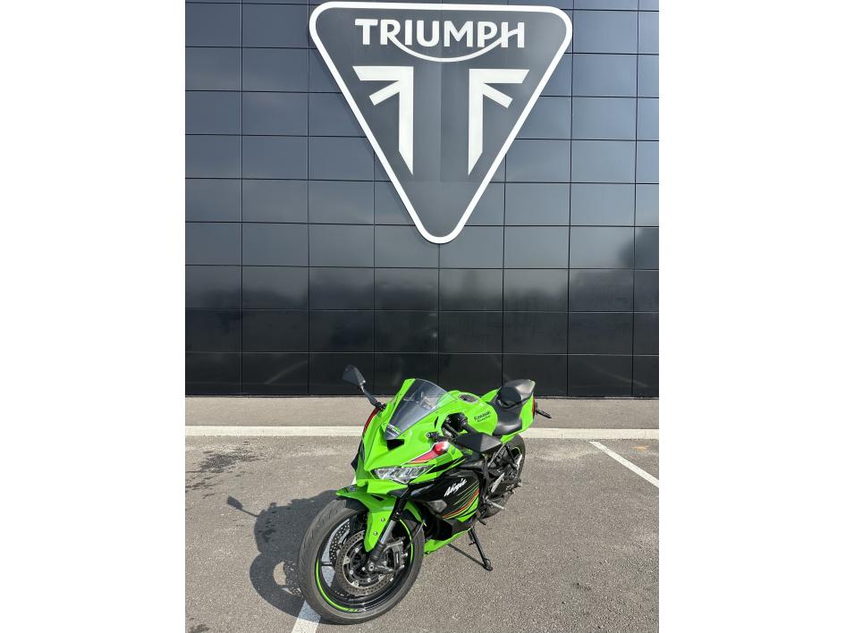 KAWASAKI ZX-4RR