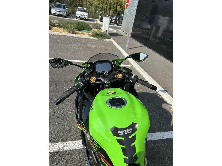 KAWASAKI ZX-4RR