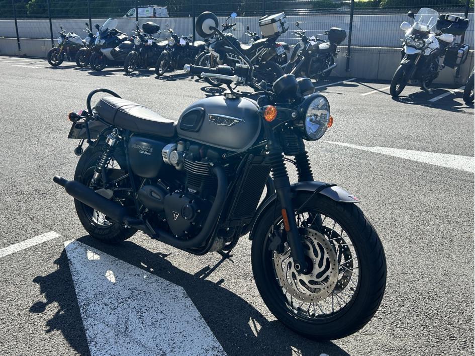 TRIUMPH BONNEVILLE T120 2017
