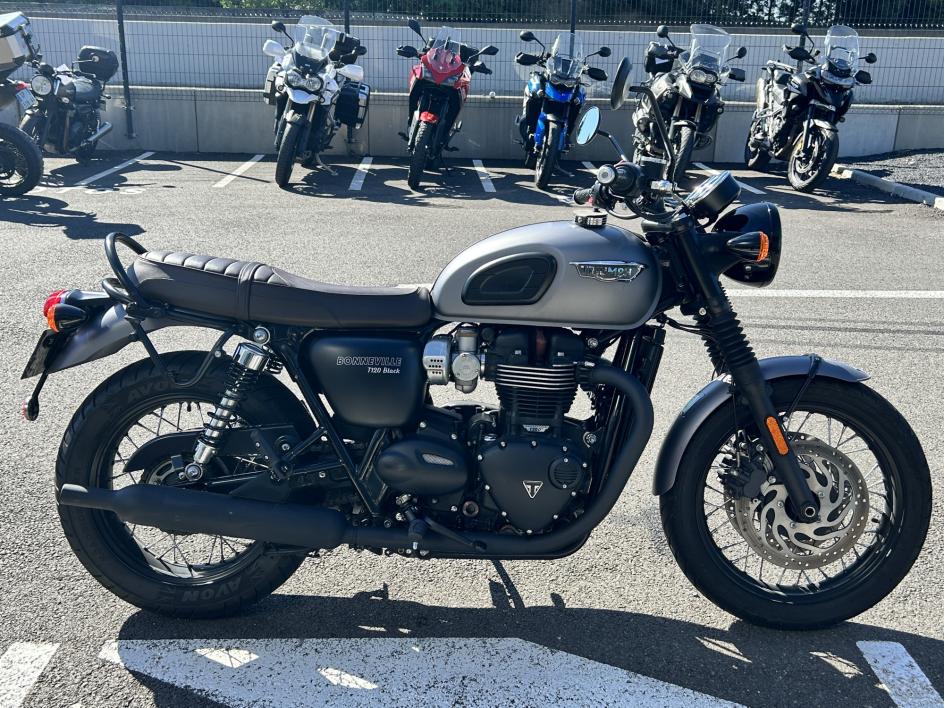 TRIUMPH BONNEVILLE T120 2017