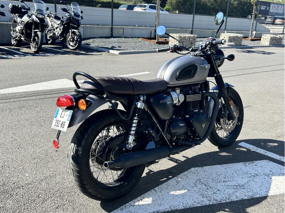 TRIUMPH BONNEVILLE T120 2017