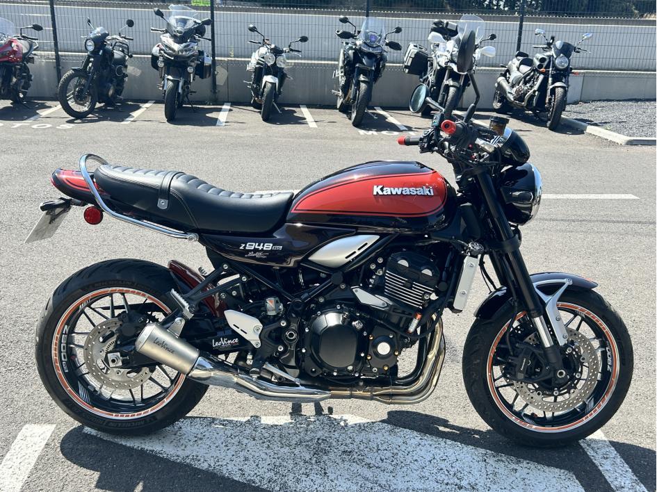 KAWASAKI Z 900 RS 