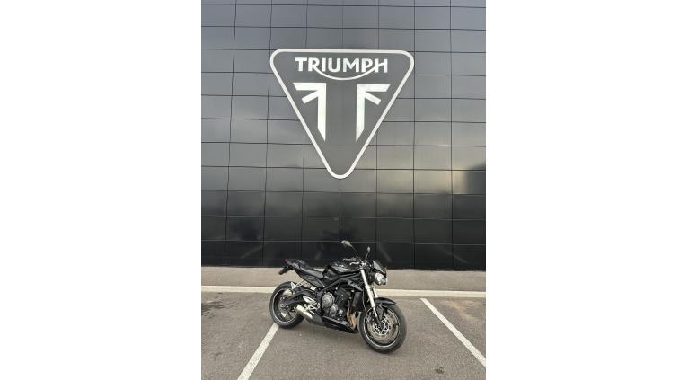 TRIUMPH STREET TRIPLE 660 S