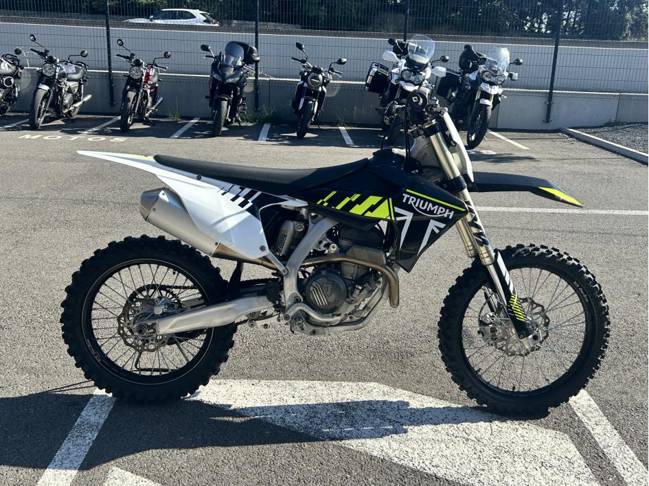 TRIUMPH TF 250-X