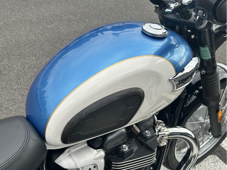 TRIUMPH Bonneville T100 Bi-Colore