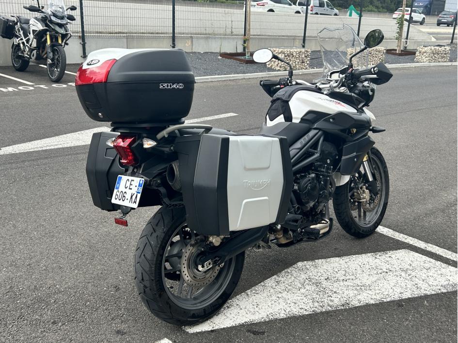 TRIUMPH TIGER 800 ABS