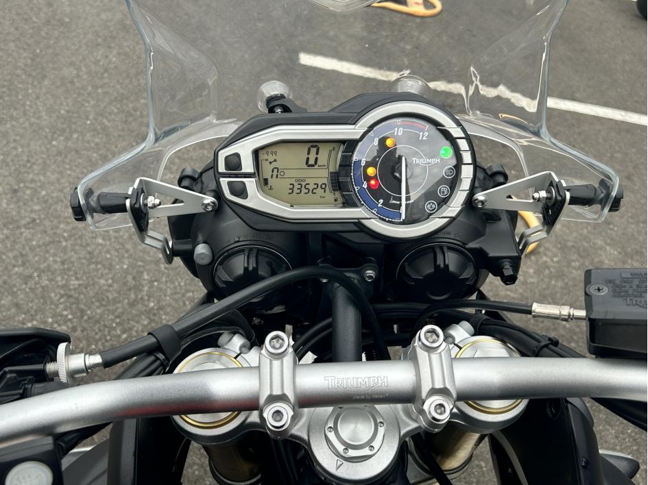 TRIUMPH TIGER 800 ABS