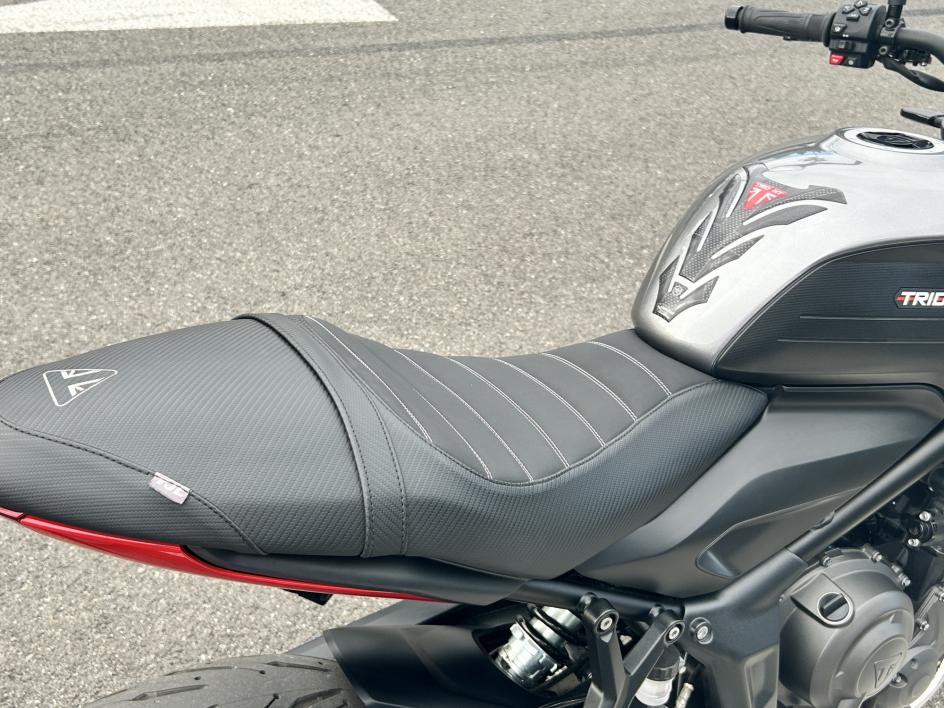 TRIUMPH TRIDENT 660  Eligible A2