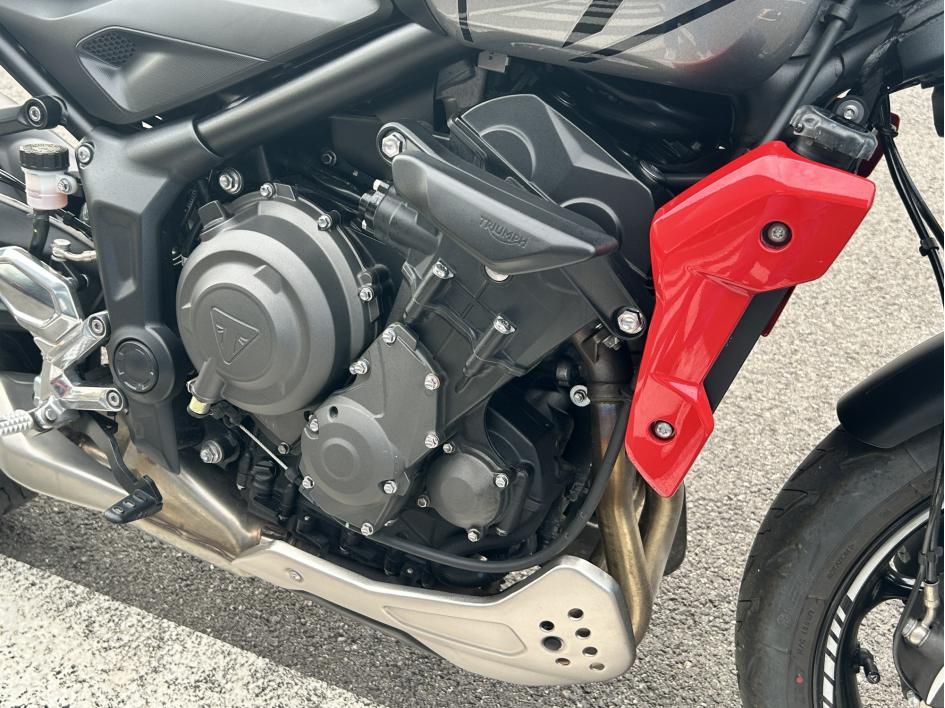 TRIUMPH TRIDENT 660  Eligible A2