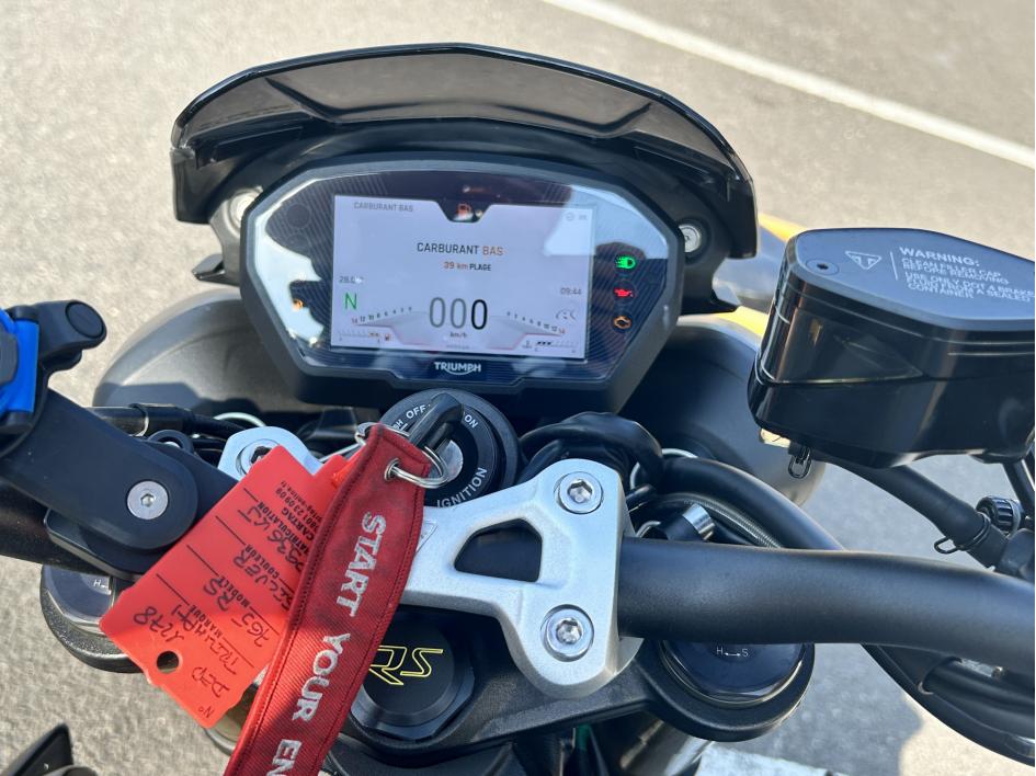 TRIUMPH STREET TRIPLE 765 RS