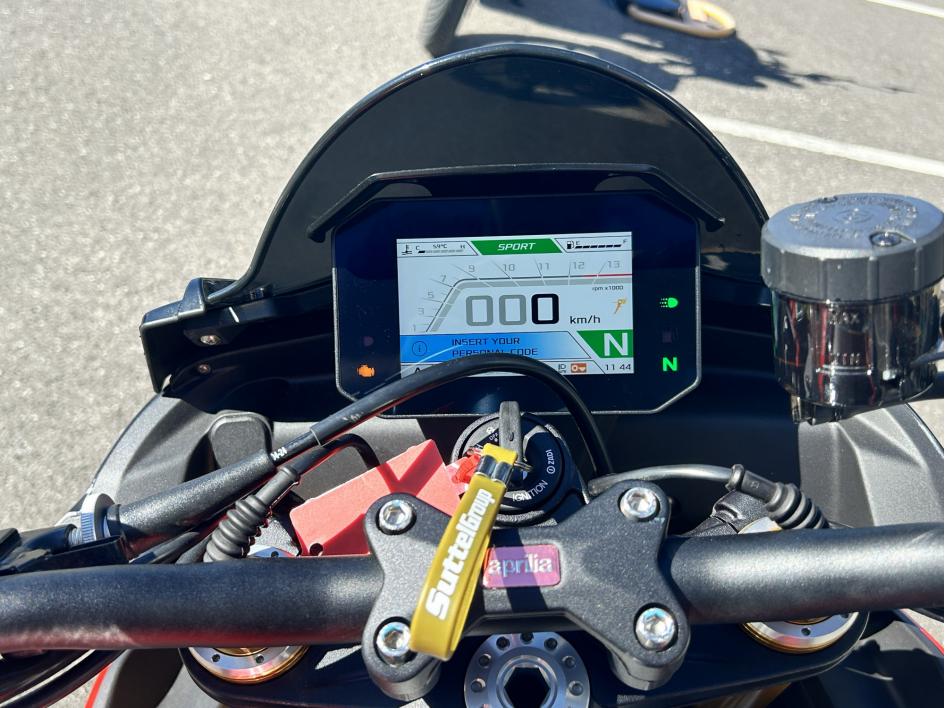 APRILIA TUONO 1100 V4 FACTORY