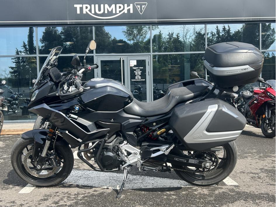 BMW F 900 XR A2 TRIPLE BLACK