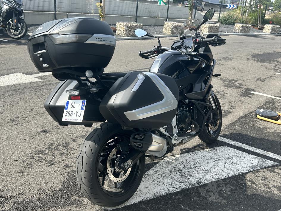 BMW F 900 XR A2 TRIPLE BLACK